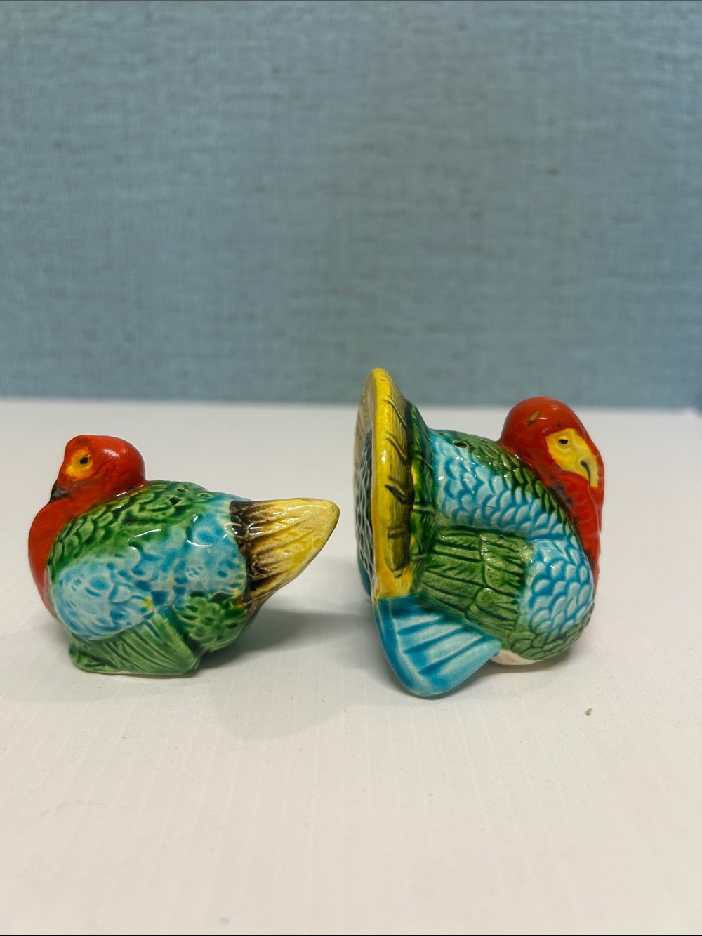 Vintage Japan Whimsical Turkey Salt & Pepper Shakers on Tray - Picture 3 of 9